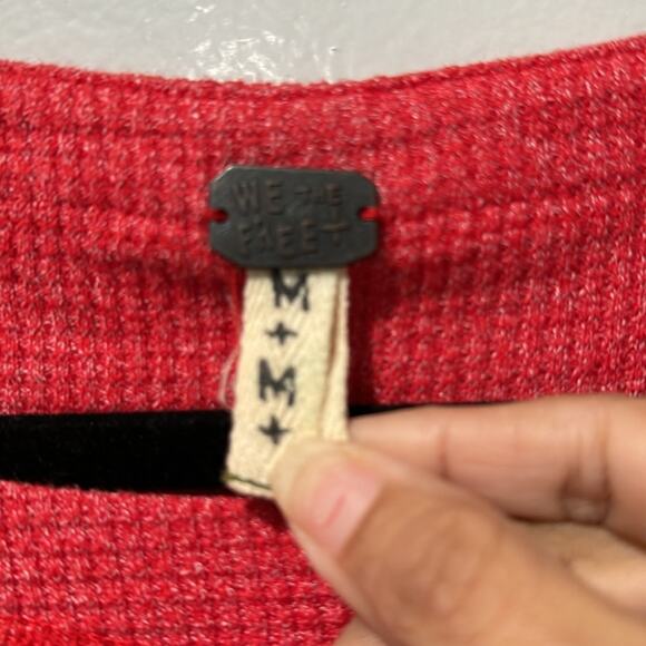 Free People We The Free Valentine Red  Balloon Sleeve Thermal Medium Red Top - Picture 3 of 10